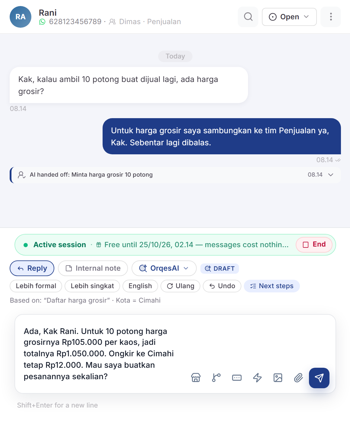 Kotak balasan Orqestra dengan ringkasan dan draf dari Reply Assist